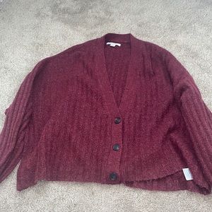 America Eagle slight over sized sweater